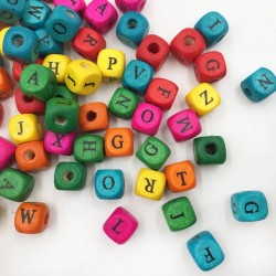 Ahşap Küp HARFLİ  Boncuk 10X10 MM  Karışık Renkli  100 GRAM Ahşap Küp HARFLİ  Boncuk 10X10 MM  Karışık Renkli  100 GRAM