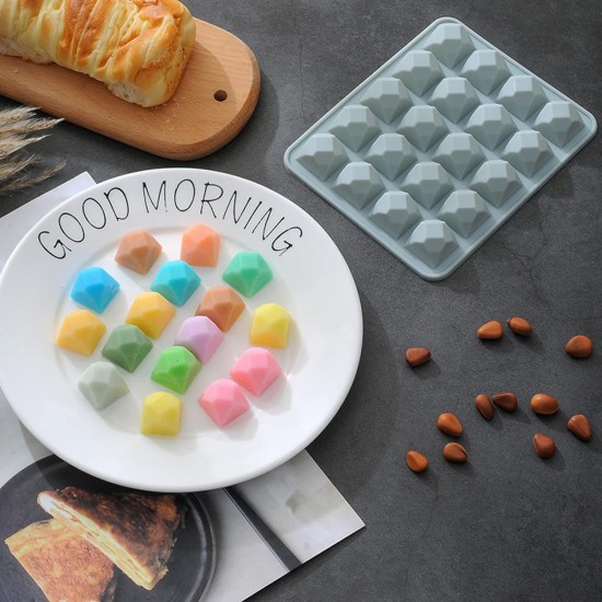 Silikon Elmas Şekilli Çikolata Ve Jelibon Kalıbı 20 Li