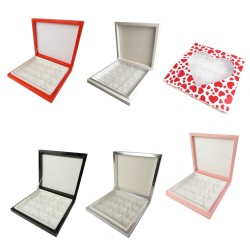 Karton Çikolata Kutusu 16&apos;lı Separatörlü 23.5 X 22.5 CM