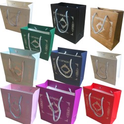 Karton İpsaplı Hediye Çantası Saray Desenli Gümüş 15X17X8 10 Adet Karton İpsaplı Hediye Çantası Saray Desenli Gümüş 15X17X8 10 Adet