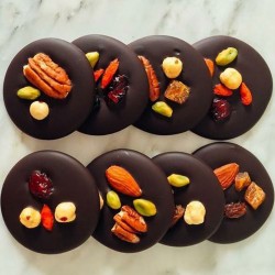 Silikon Kalıp Yuvarlak Çikolata-Kek-Kurabiye Kalıbı 24 lü 17X29CM Silikon Kalıp Yuvarlak Çikolata-Kek-Kurabiye Kalıbı 24 lü 17X29CM