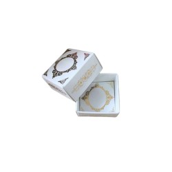 Komple Karton Kutu Saray Desen Gold Yaldız 4X4X2 CM (50 Adet)